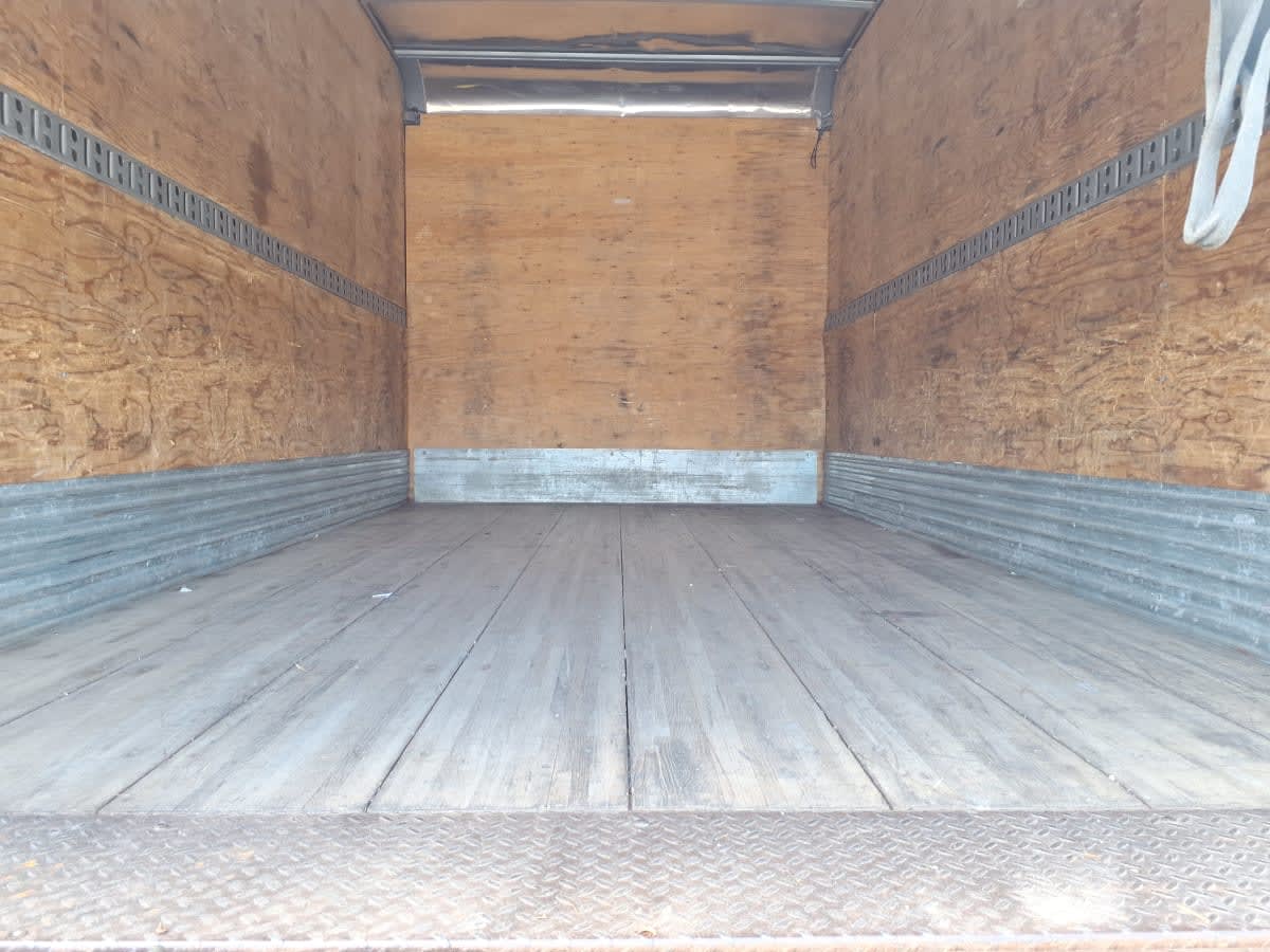 2018 Hino HINO 195 685378