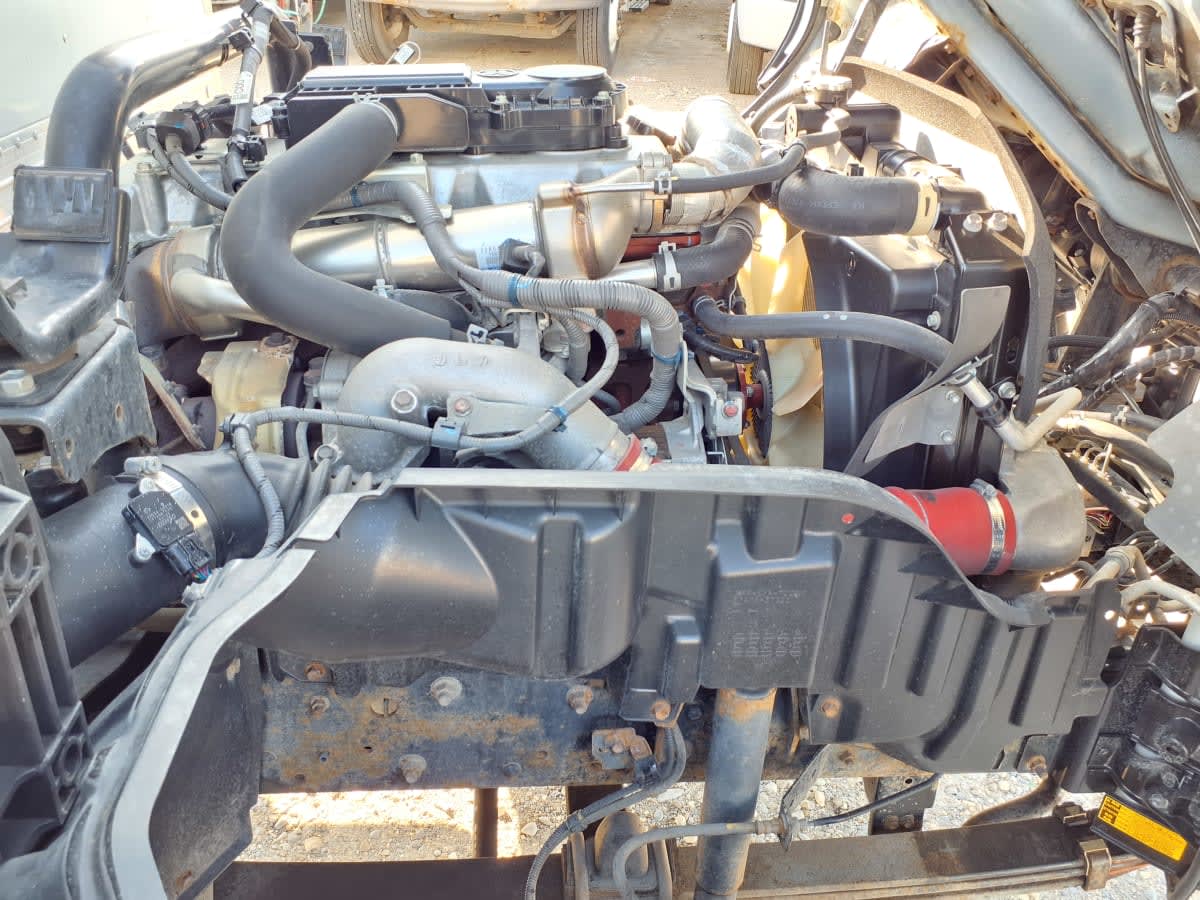 2018 Hino HINO 195 685383