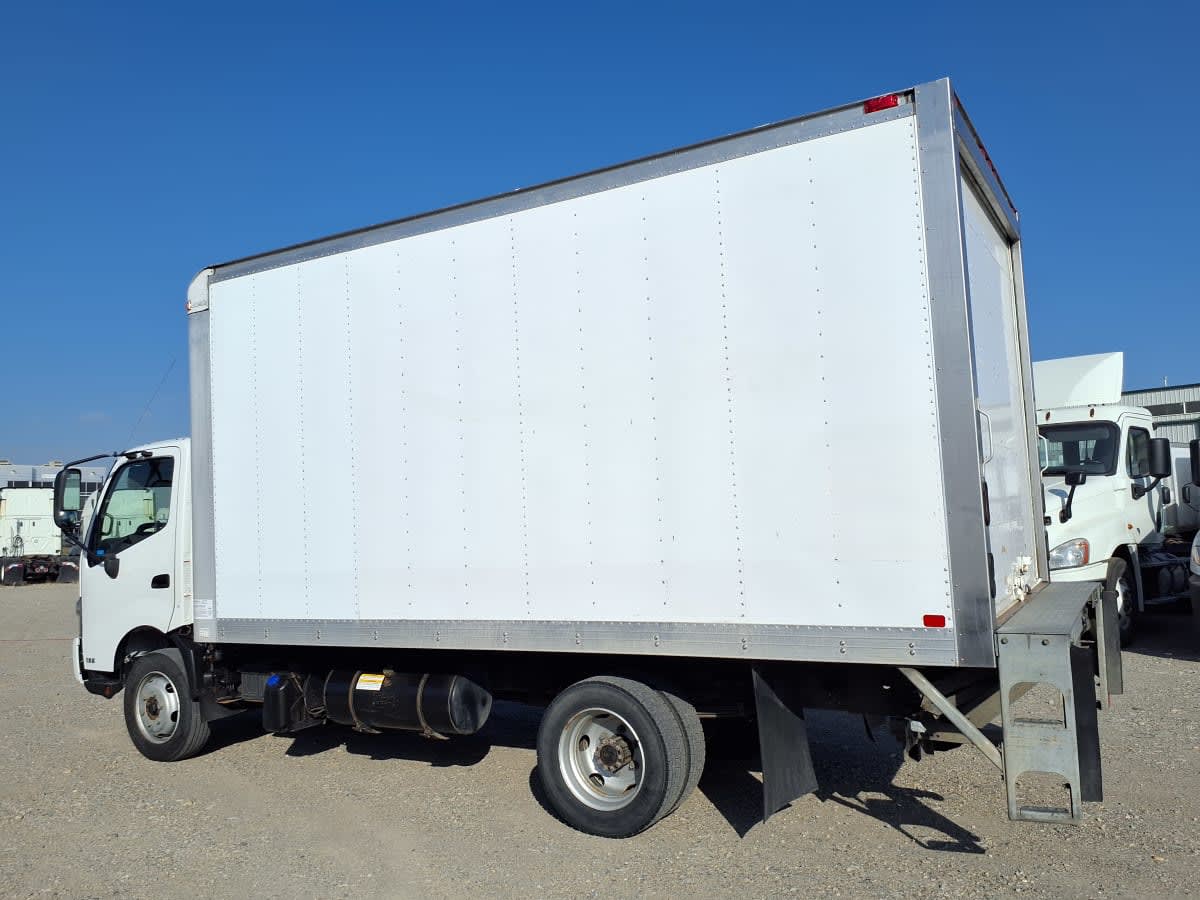 2018 Hino HINO 195 685383