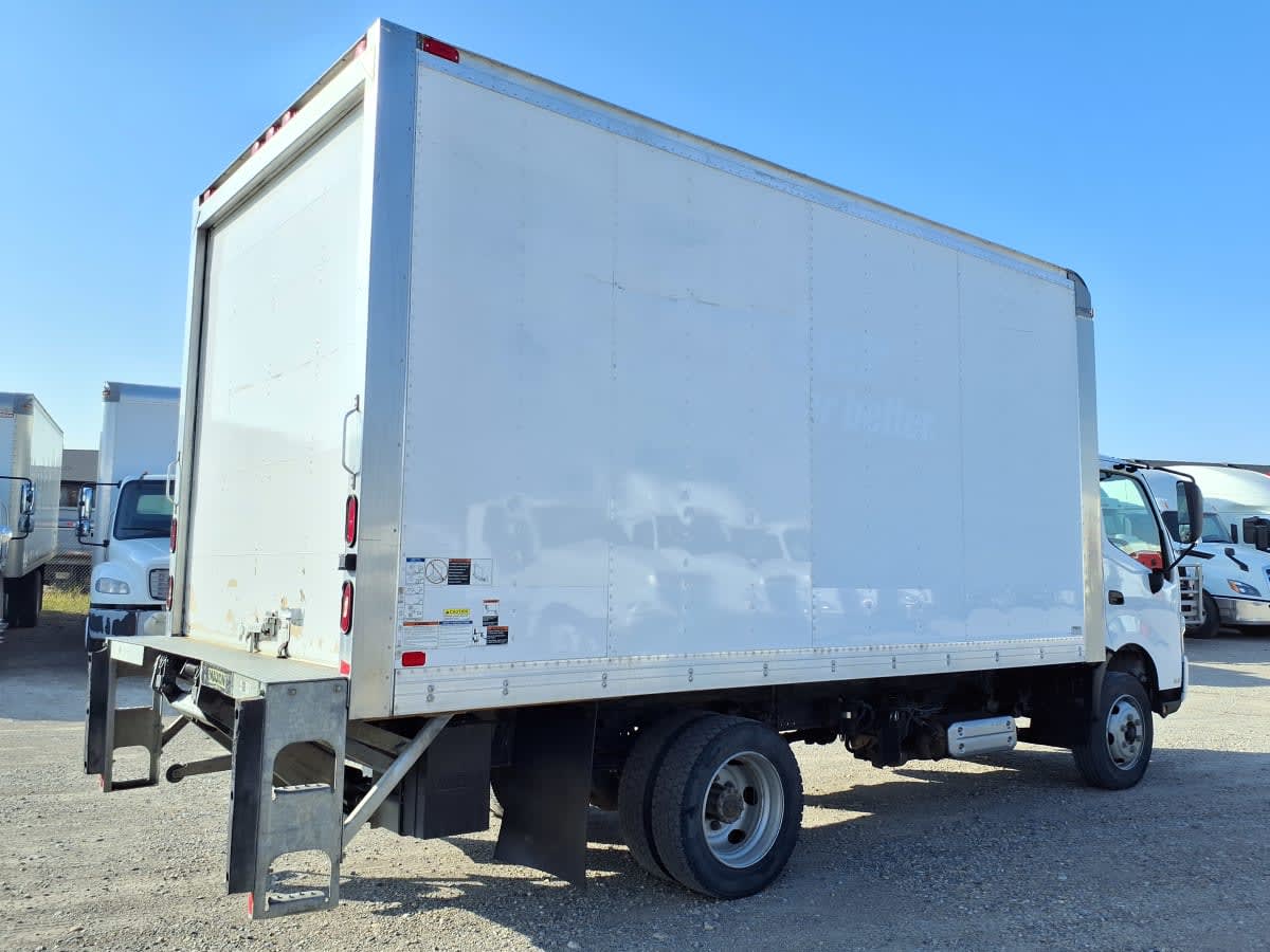 2018 Hino HINO 195 685383