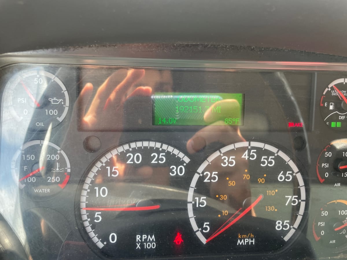 2018 Freightliner/Mercedes M2 106 685406