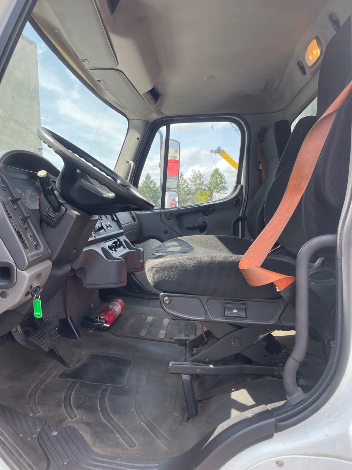 2018 Freightliner/Mercedes M2 106 685406