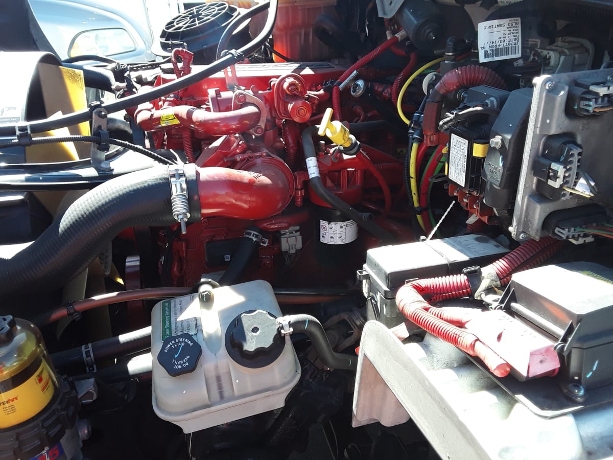 2018 Freightliner/Mercedes M2 106 685414