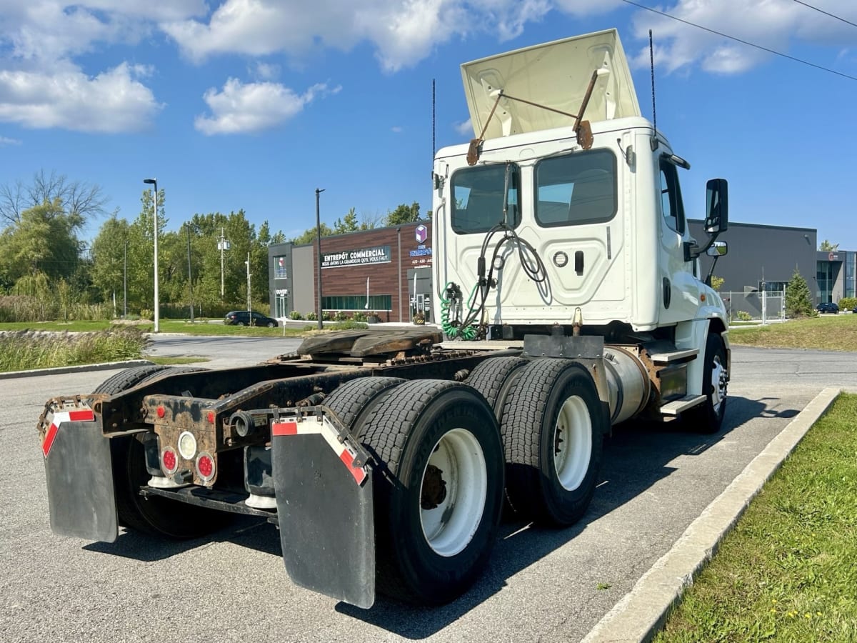 2018 Freightliner/Mercedes CASCADIA 125 685438