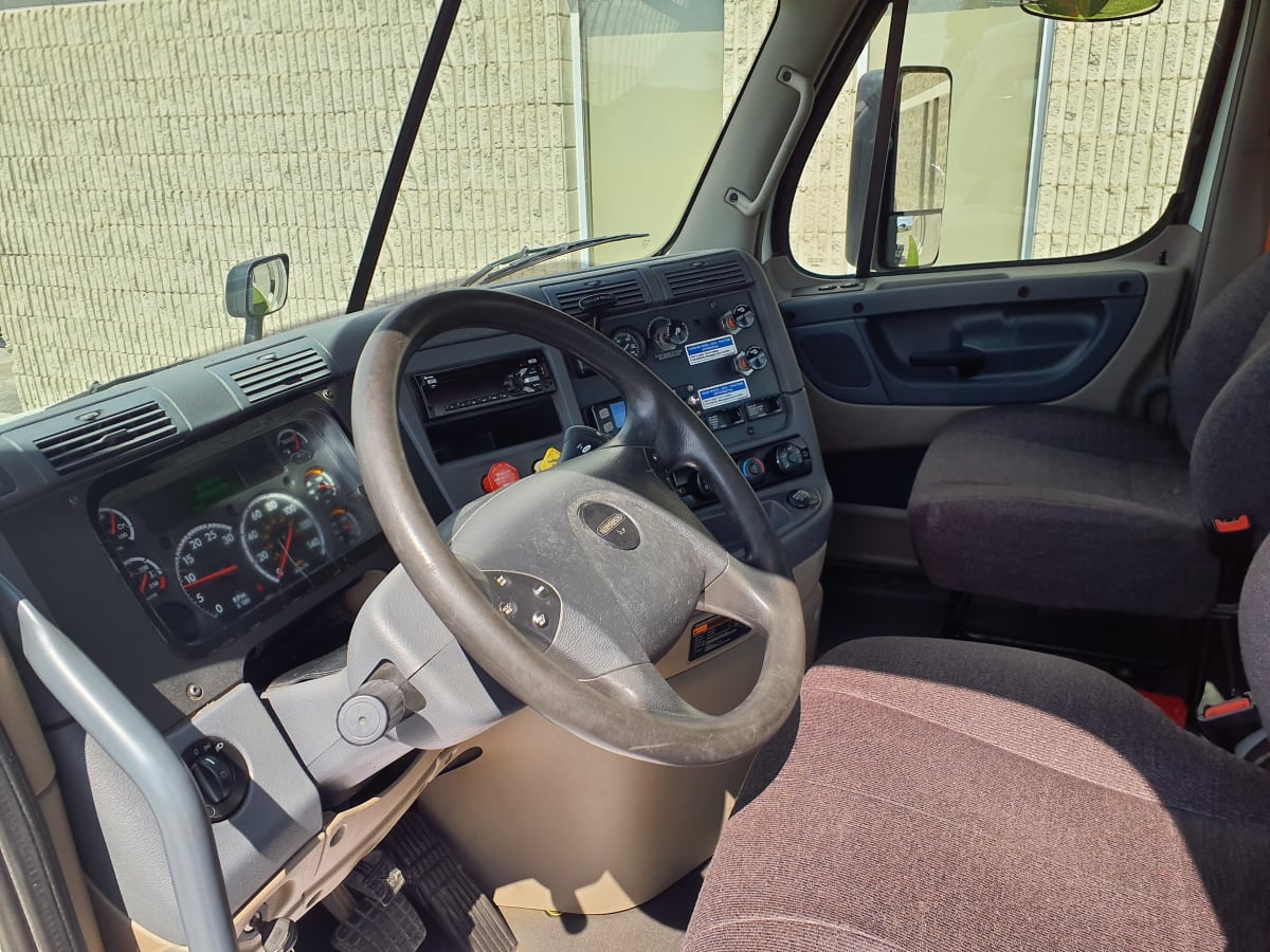 2018 Freightliner/Mercedes CASCADIA 125 685448