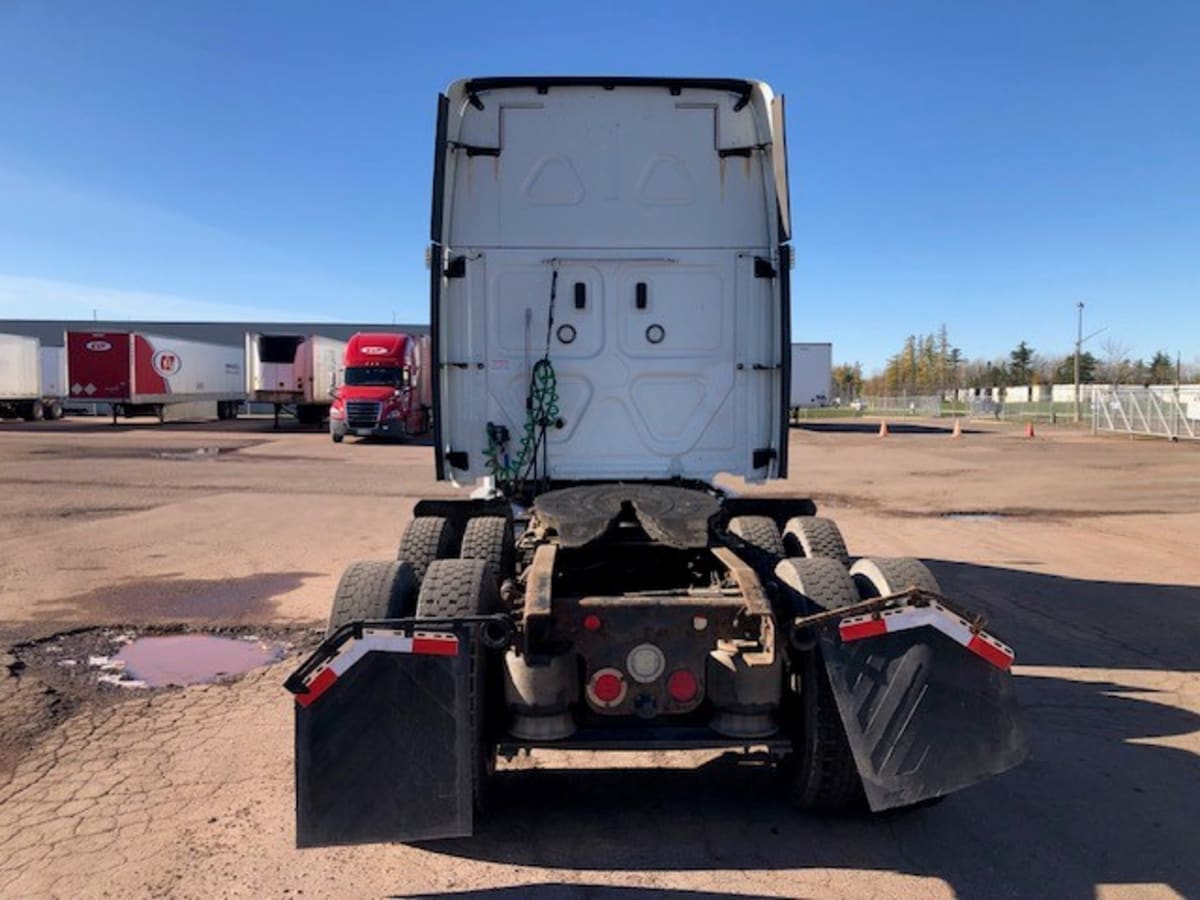 2018 Freightliner/Mercedes CASCADIA 125 685455