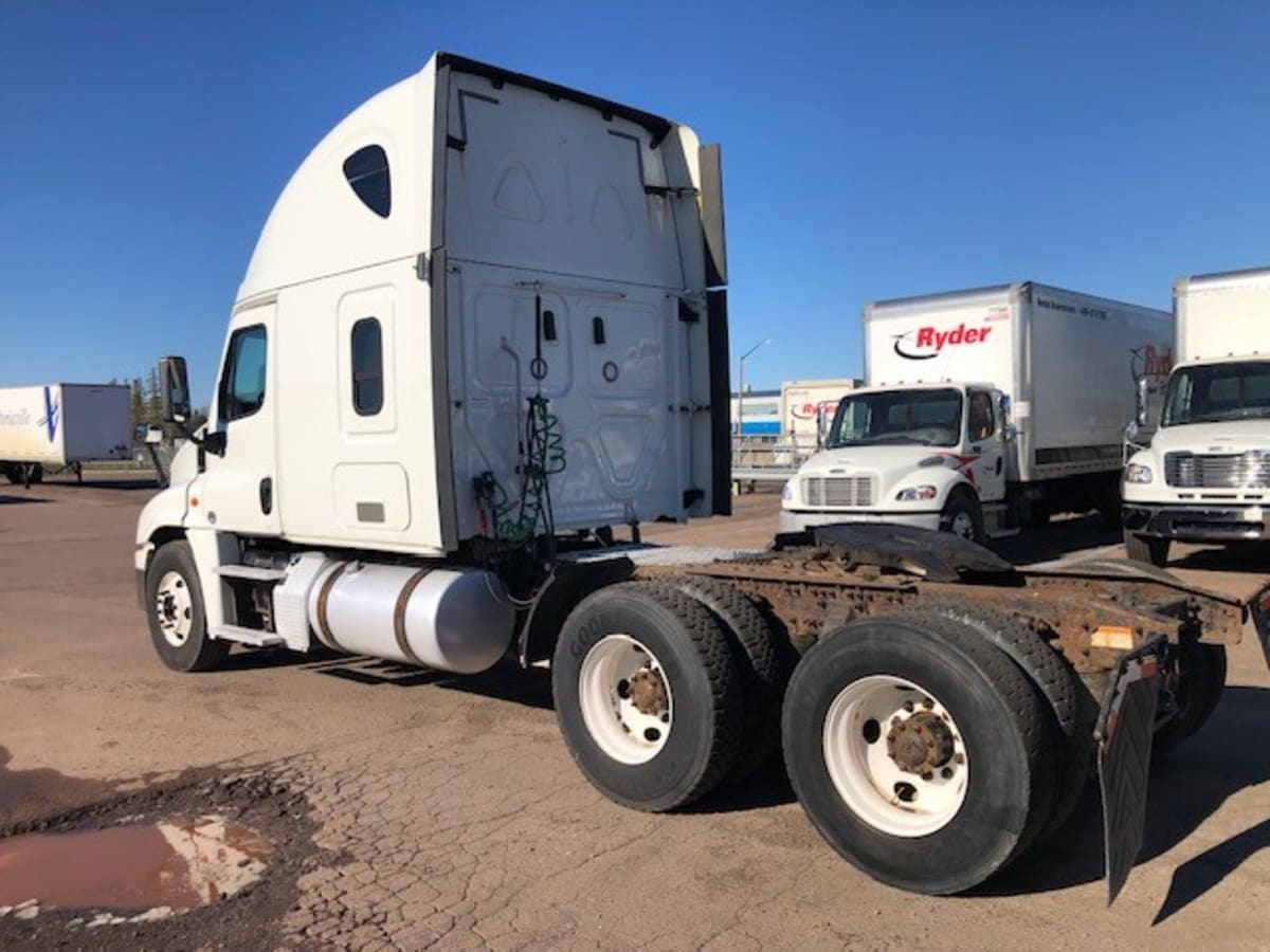 2018 Freightliner/Mercedes CASCADIA 125 685455