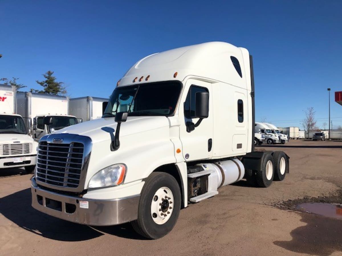 2018 Freightliner/Mercedes CASCADIA 125 685455