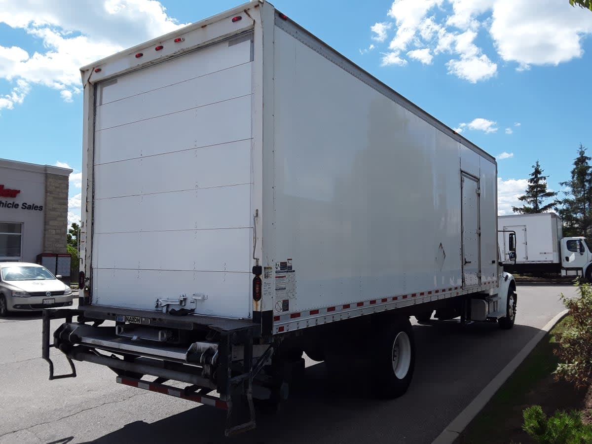 2018 Freightliner M2 106 685464
