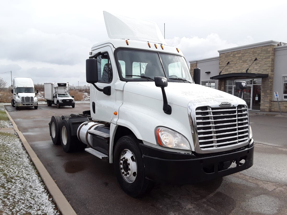 2018 Freightliner/Mercedes CASCADIA 125 685468