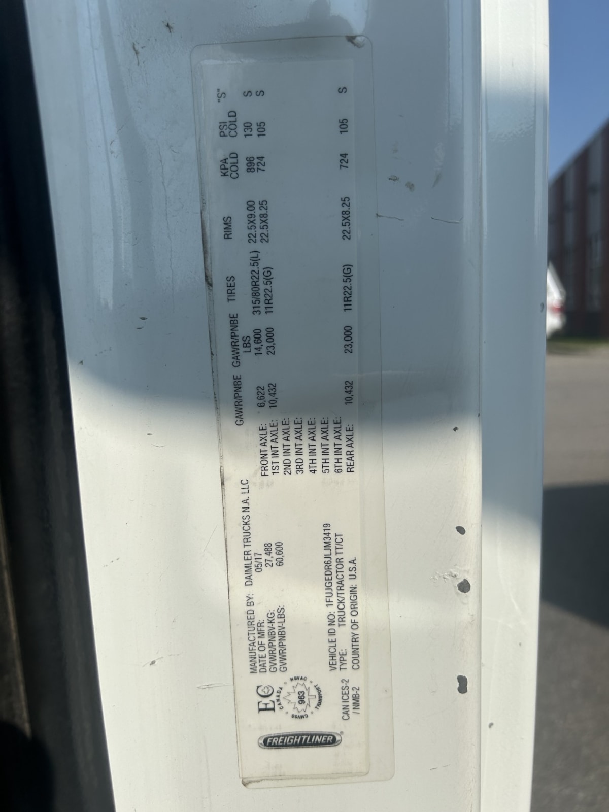 2018 Freightliner/Mercedes CASCADIA 125 685476