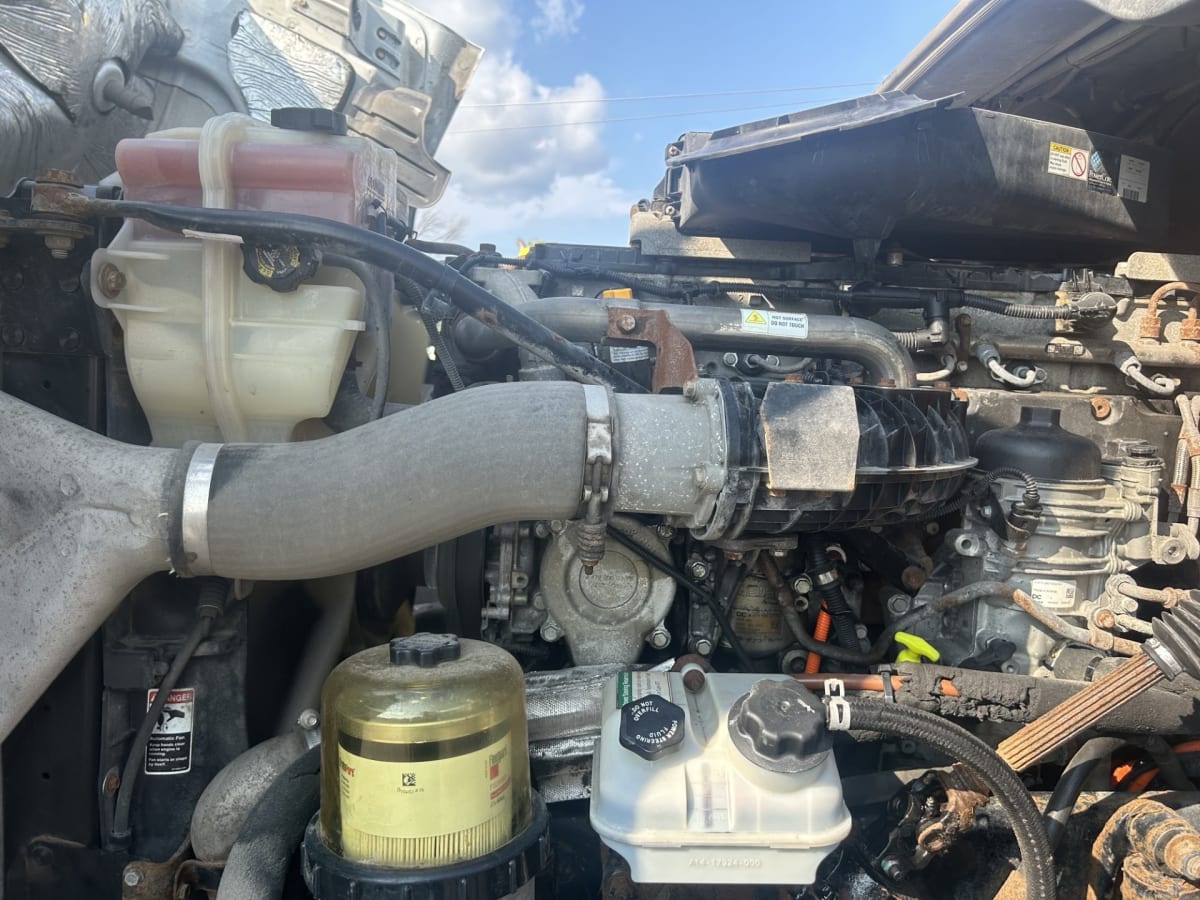 2018 Freightliner/Mercedes CASCADIA 125 685476