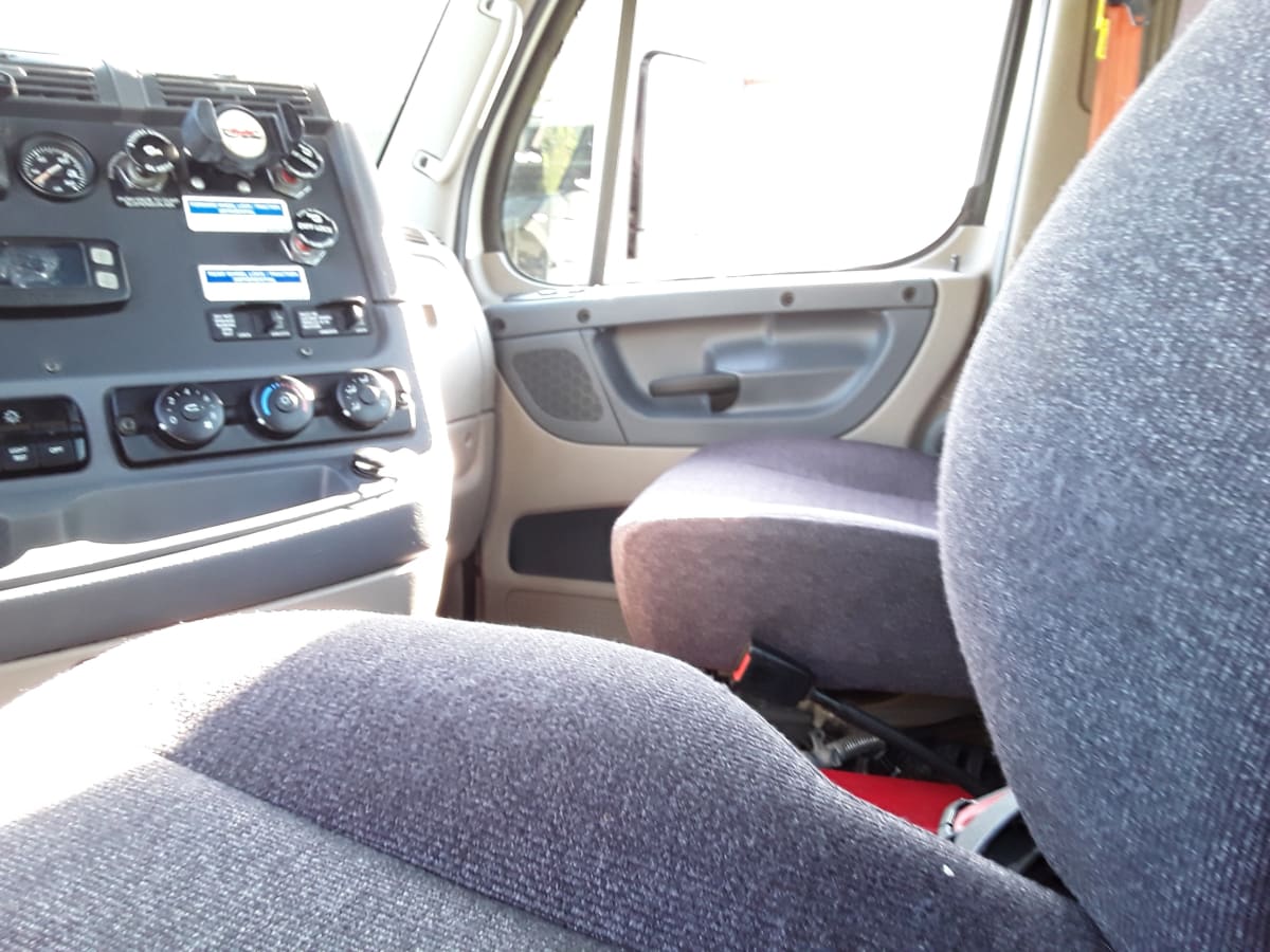 2018 Freightliner/Mercedes CASCADIA 125 685479