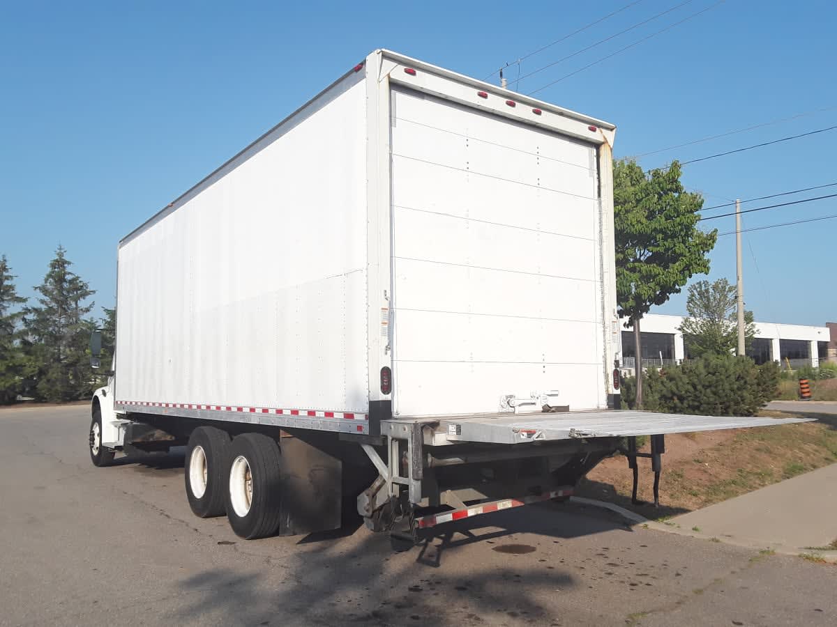 2018 Freightliner M2 106 685519