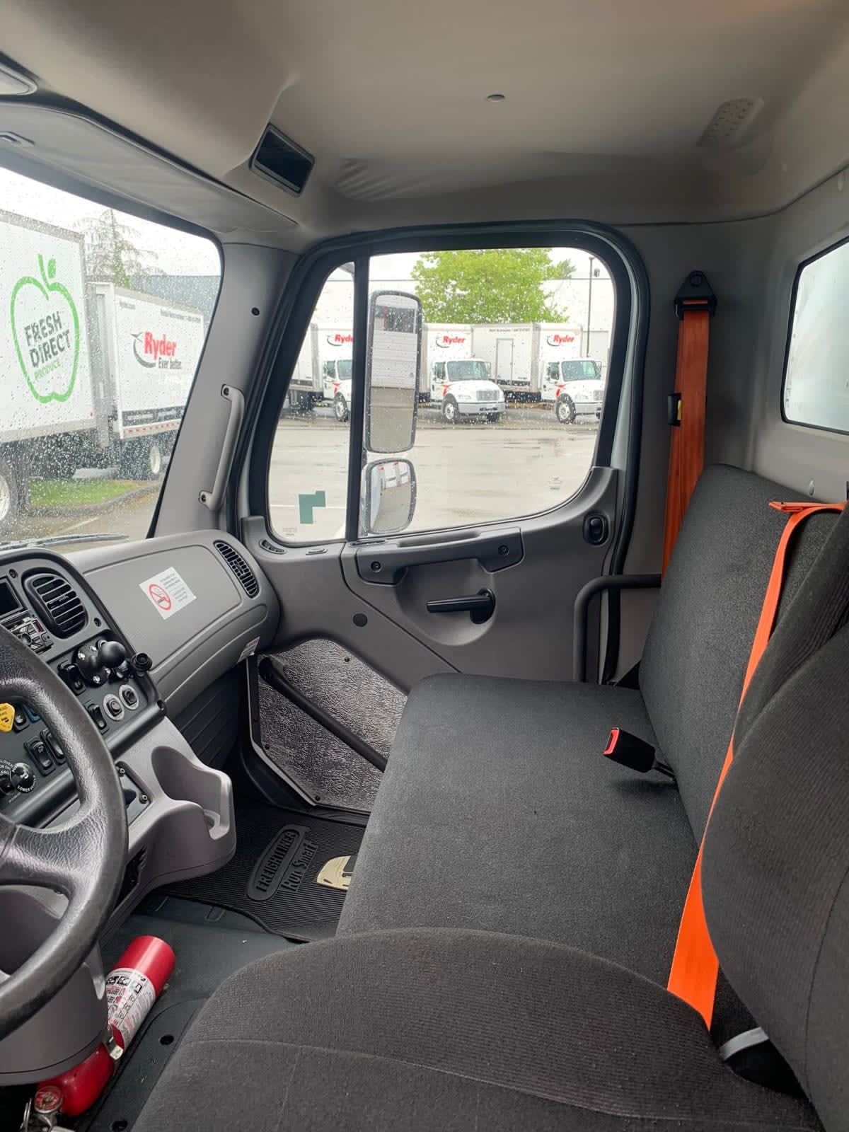 2018 Freightliner/Mercedes M2 106 685537