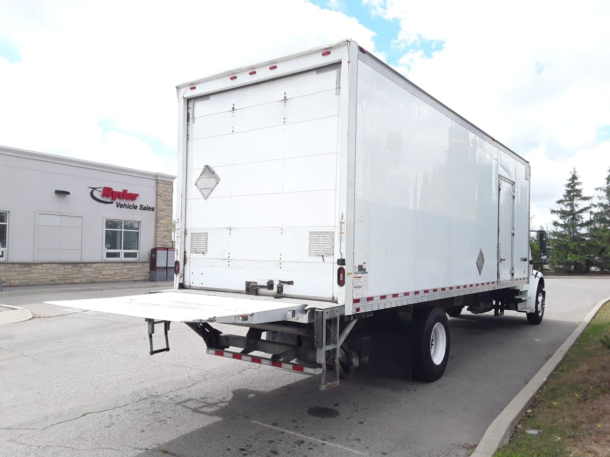 2018 Freightliner M2 106 685570