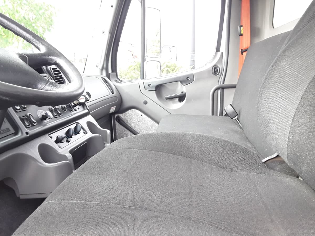 2018 Freightliner/Mercedes M2 106 685577