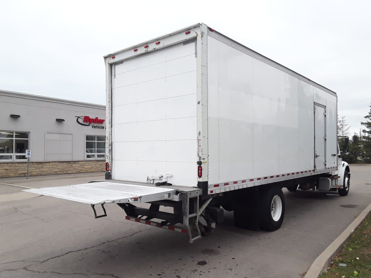 2018 Freightliner M2 106 685597