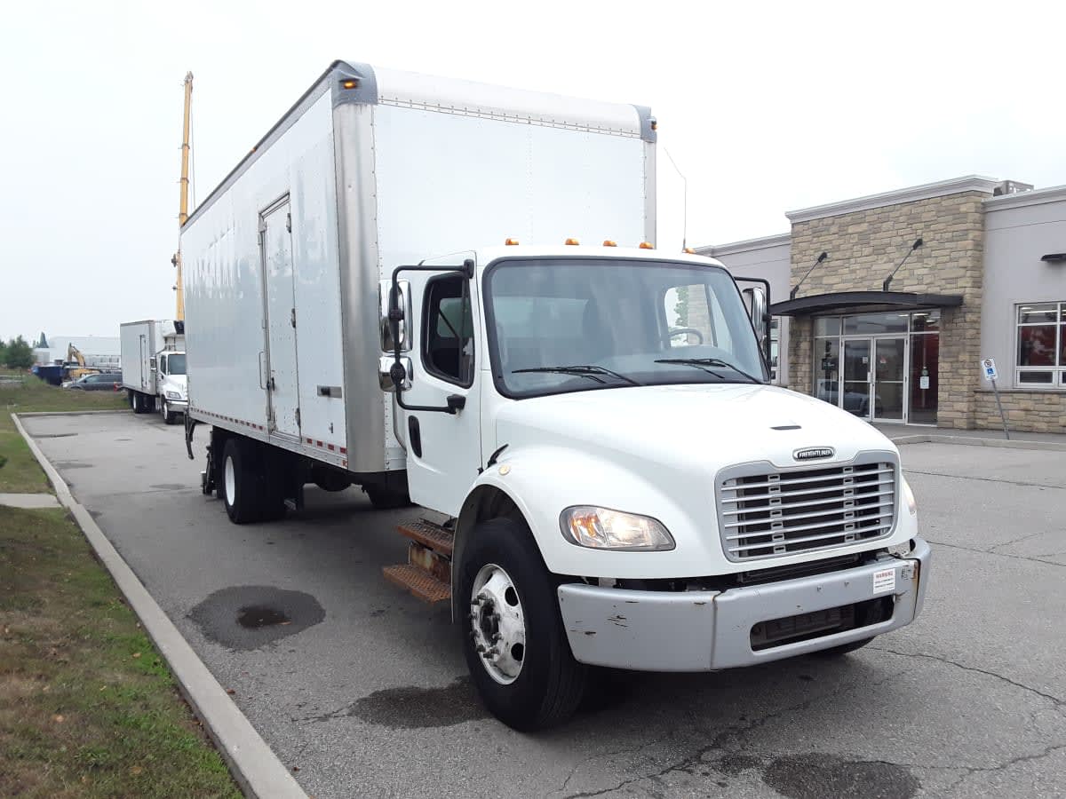 2018 Freightliner M2 106 685643