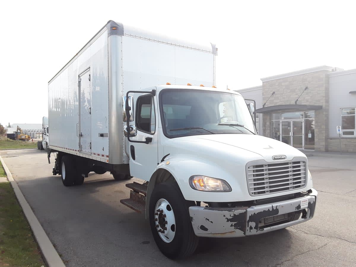 2018 Freightliner M2 106 685647