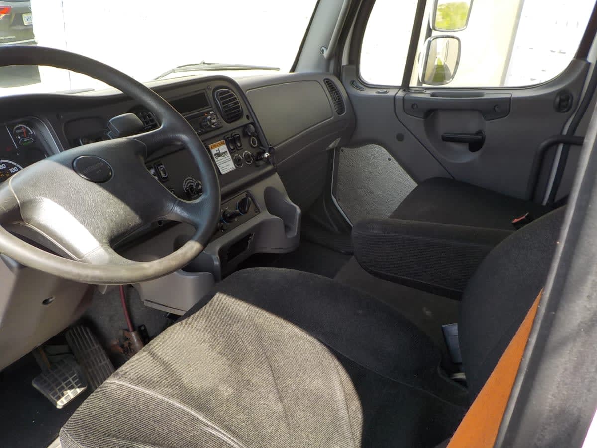 2018 Freightliner/Mercedes M2 106 685655