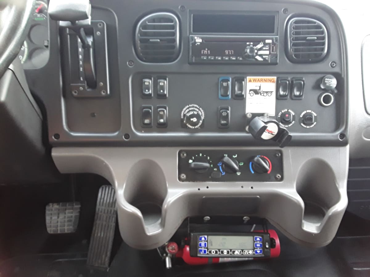 2018 Freightliner/Mercedes M2 106 685688