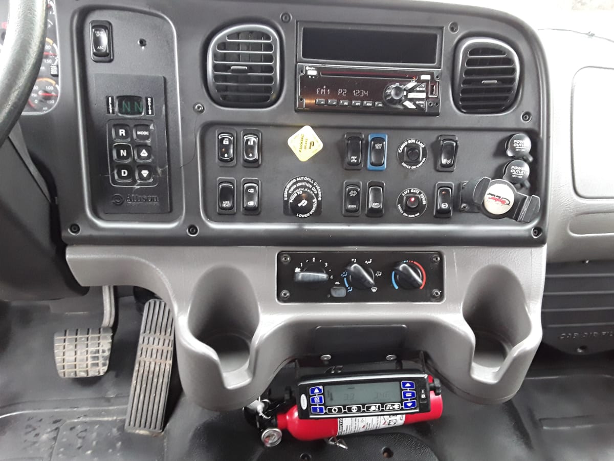 2018 Freightliner/Mercedes M2 106 685698