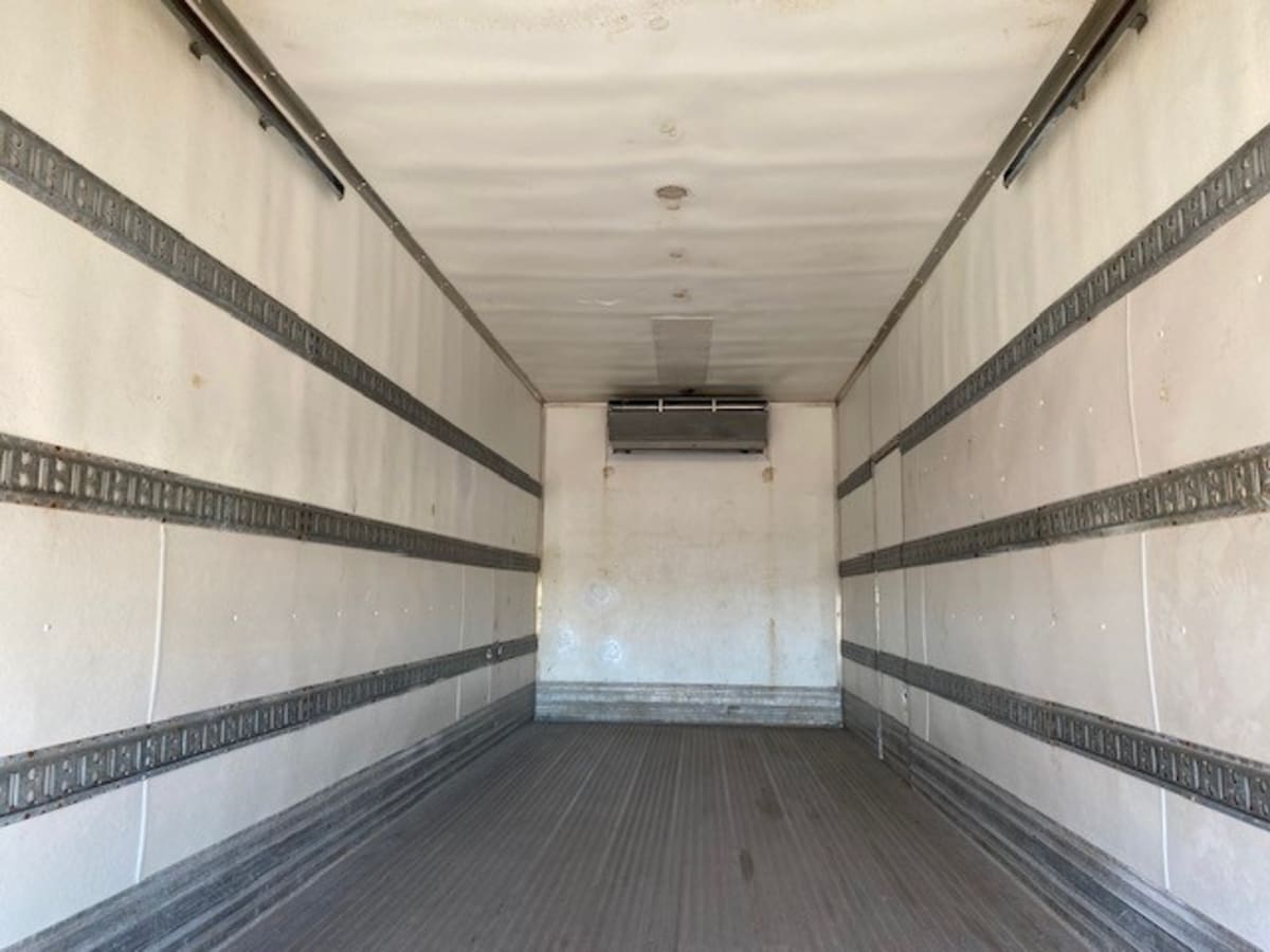 2018 Freightliner/Mercedes M2 106 685706