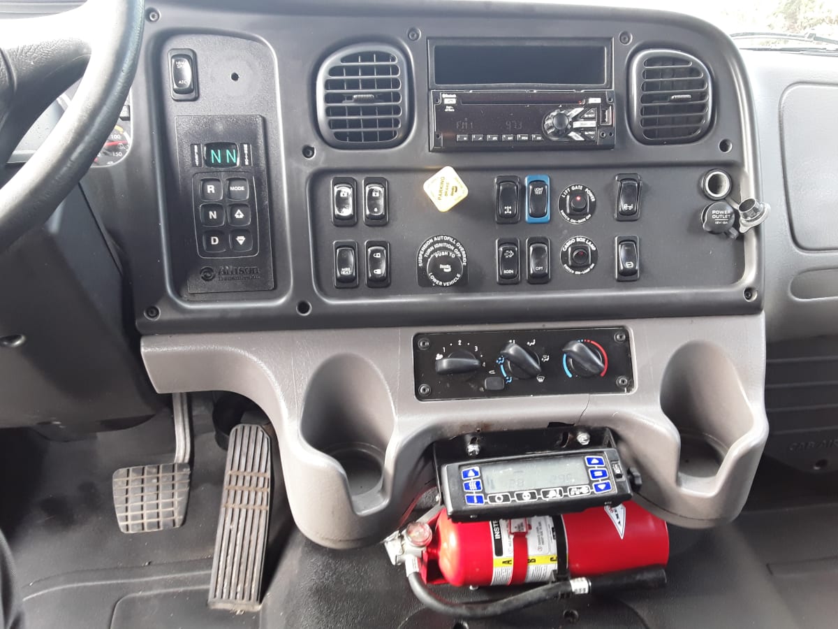 2018 Freightliner/Mercedes M2 106 685711