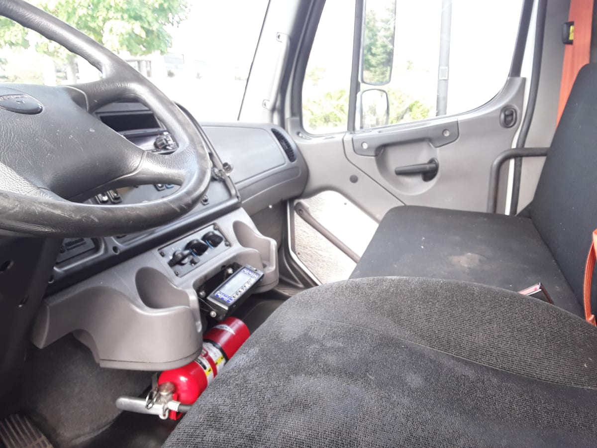 2018 Freightliner/Mercedes M2 106 685711