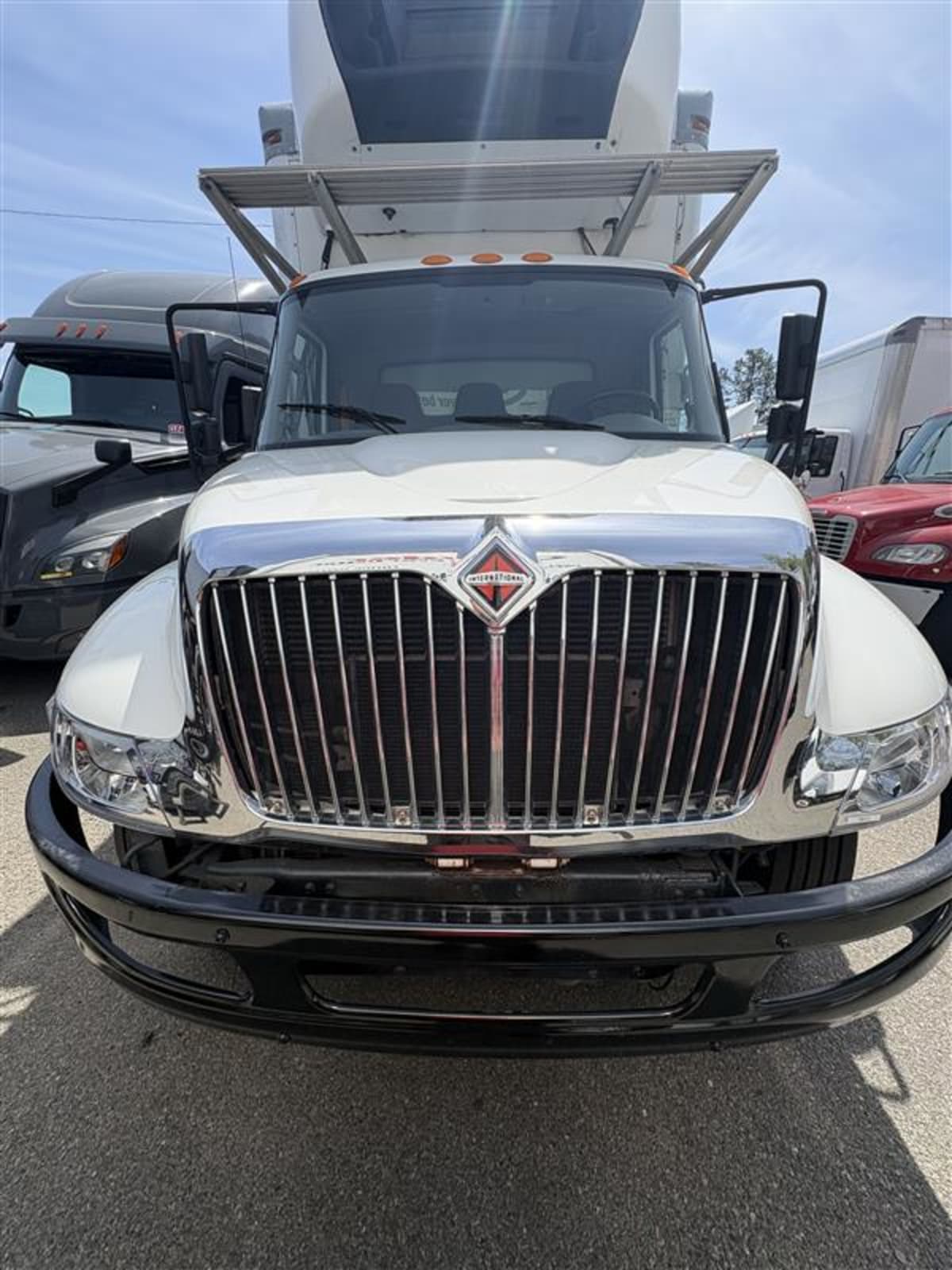 2018 Navistar International 4300 685721