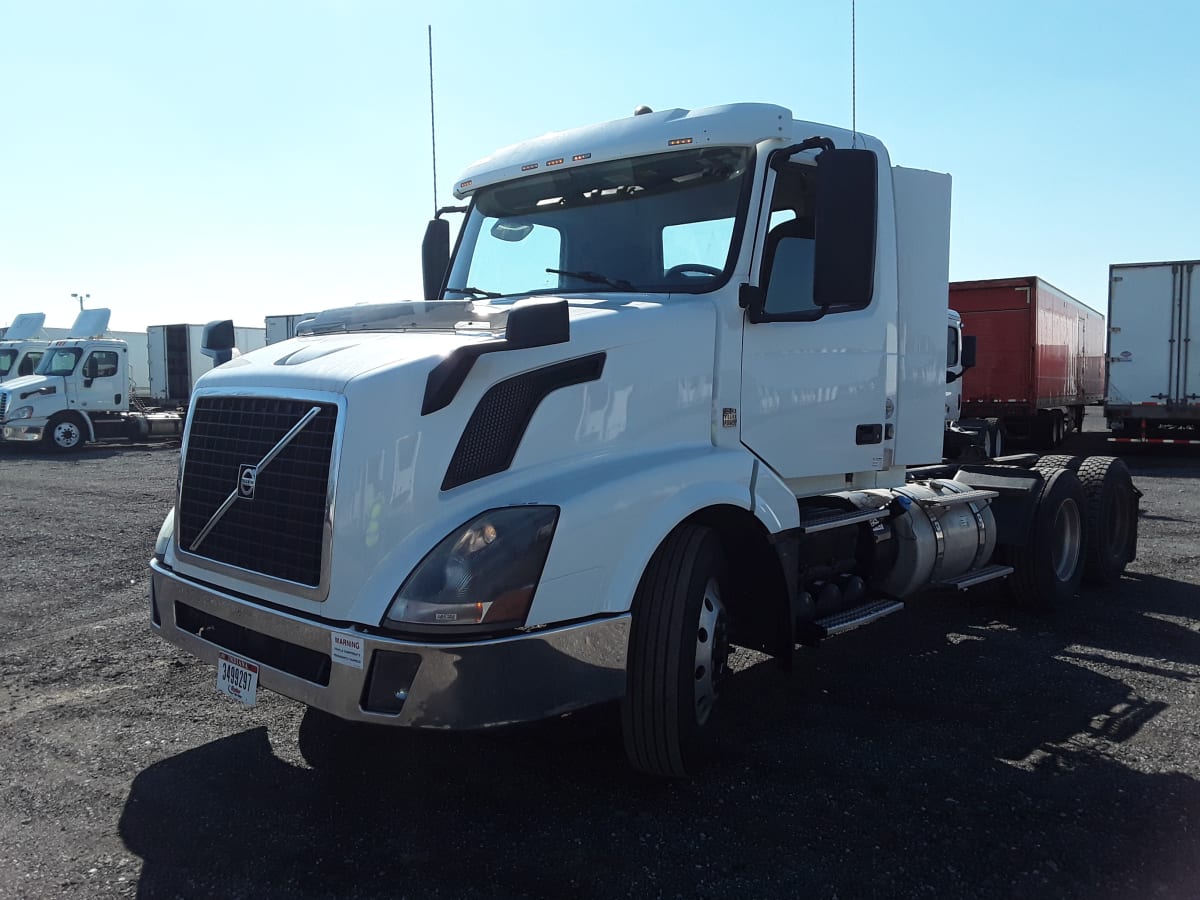 2018 Volvo VNL64TRACTOR 685728