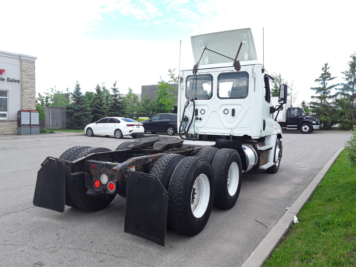 2018 Freightliner/Mercedes CASCADIA 125 685752