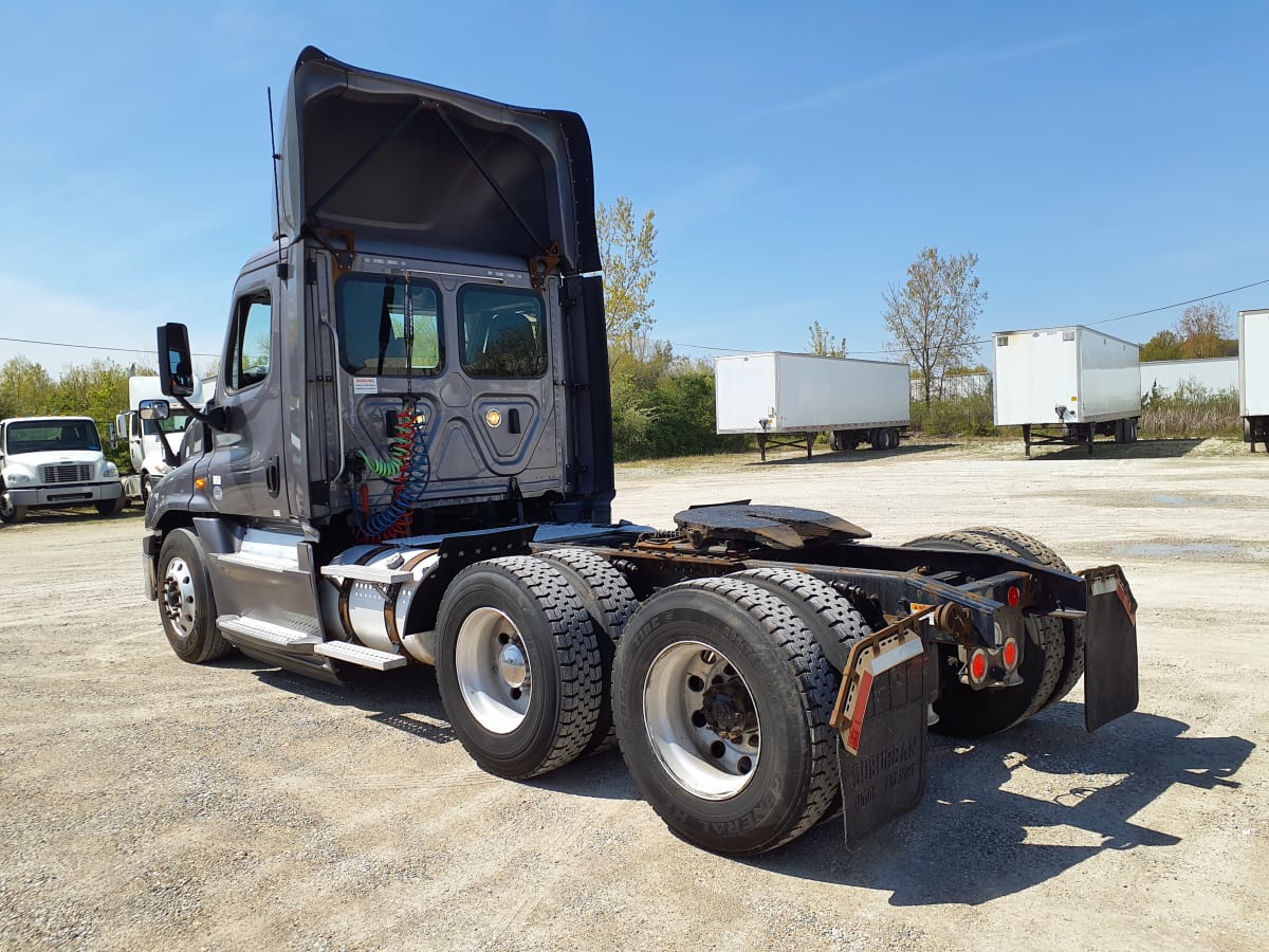 2018 Freightliner/Mercedes CASCADIA 125 685778