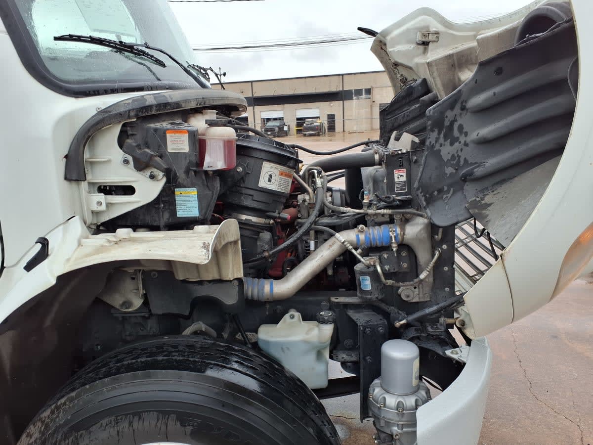2018 Freightliner/Mercedes M2 106 685786