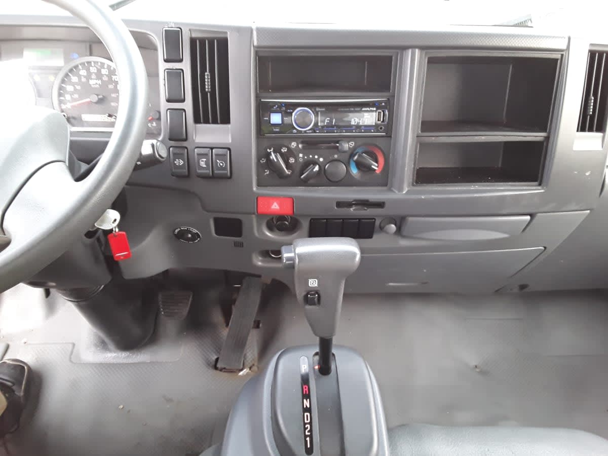 2017 Isuzu NPR 685789
