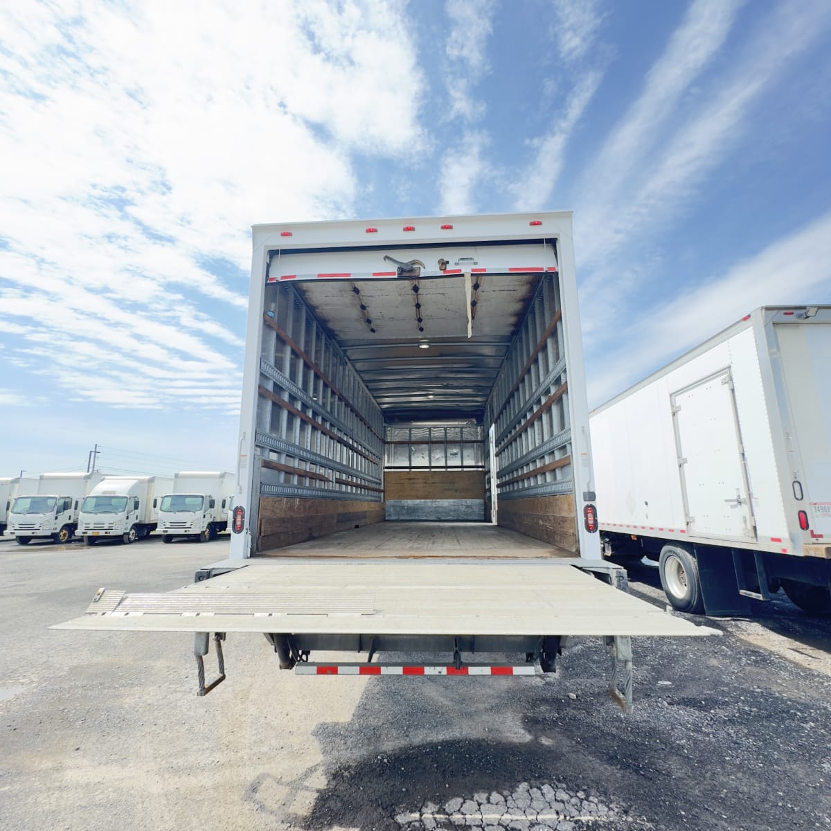 2018 Navistar International 4300 685795