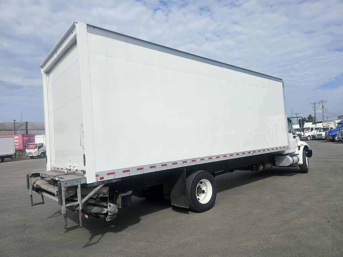 2018 Navistar International 4300 685808