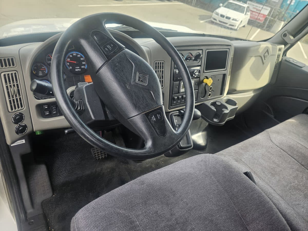 2018 Navistar International 4300 685808