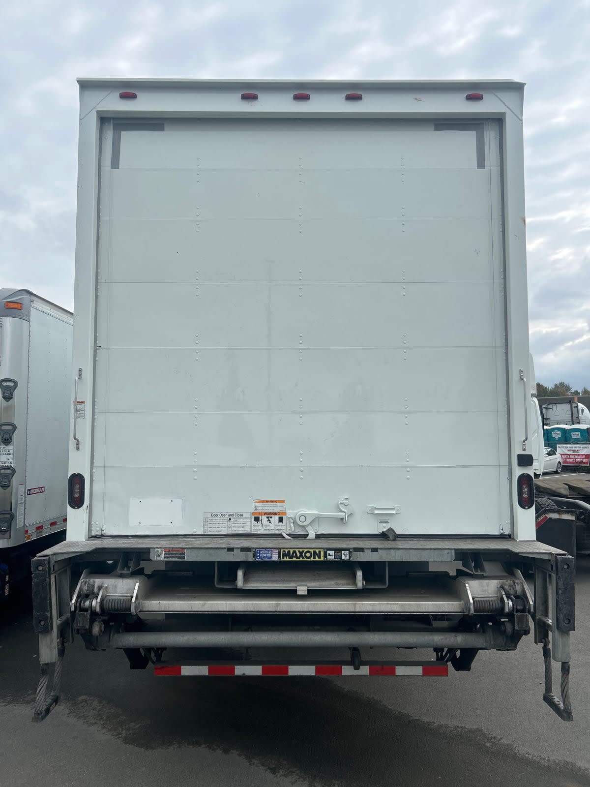 2018 Navistar International 4300 685809