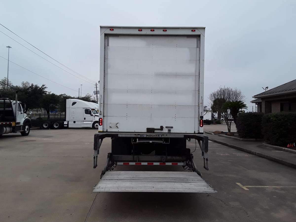 2018 Navistar International 4300 685827