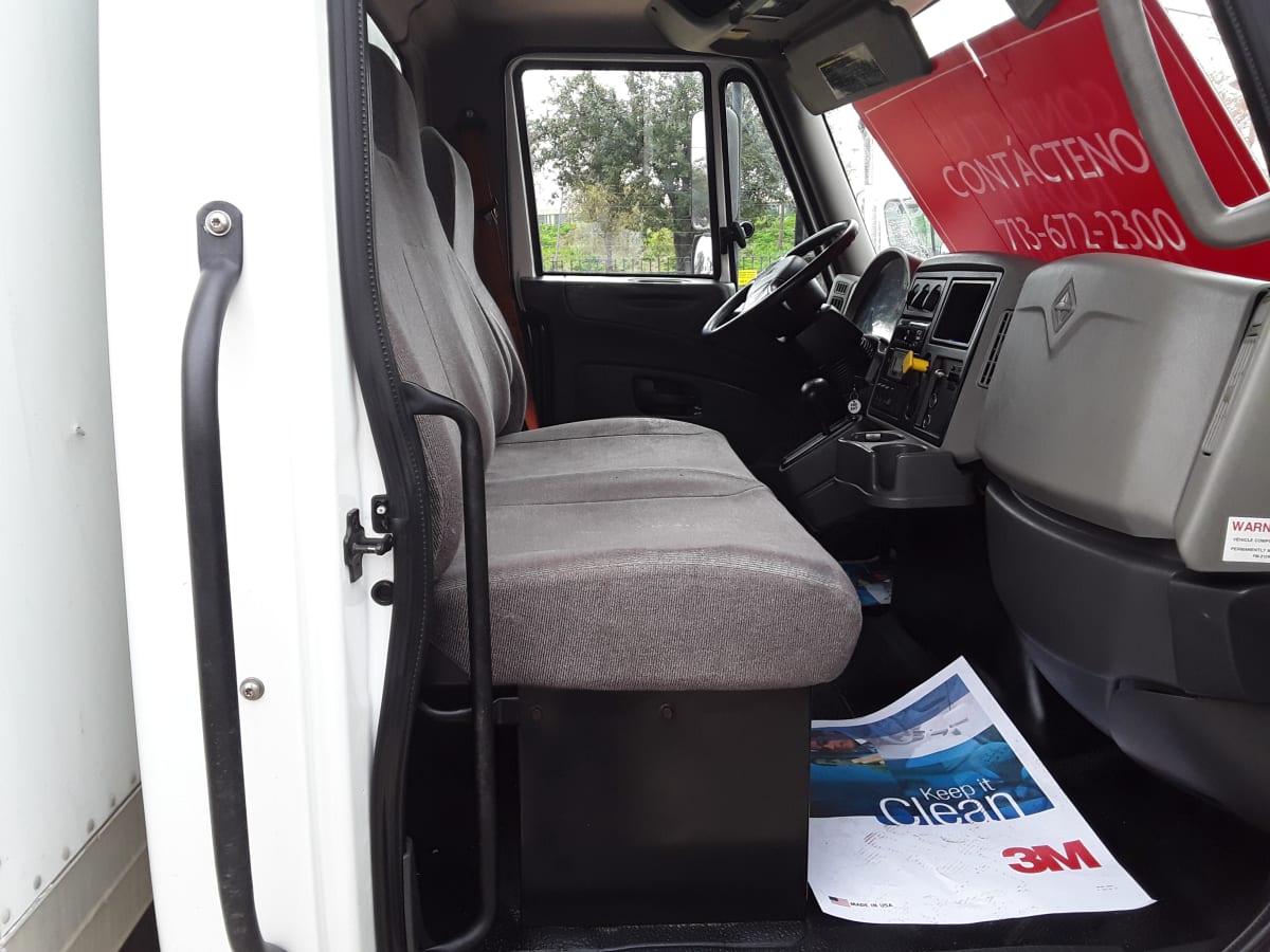 2018 Navistar International 4300 685827