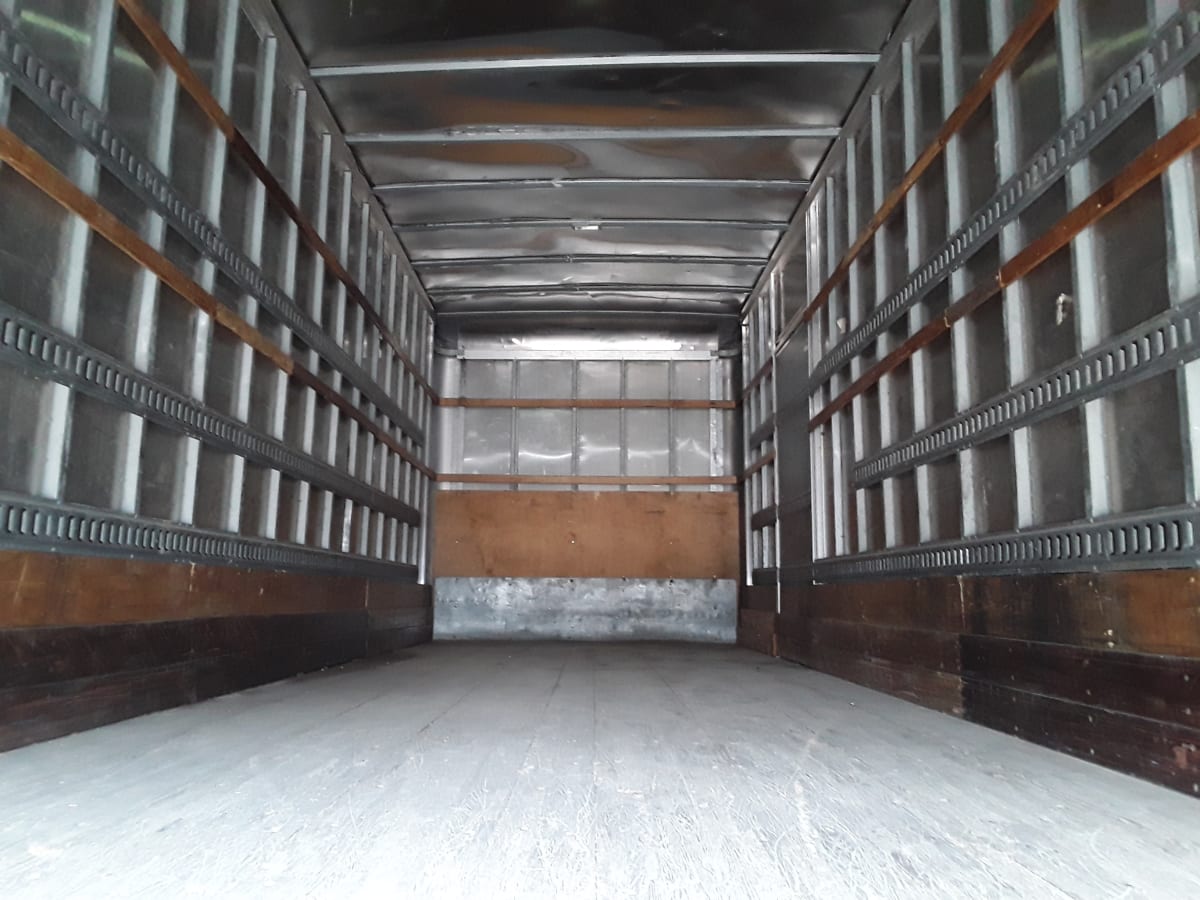 2018 Navistar International 4300 685827