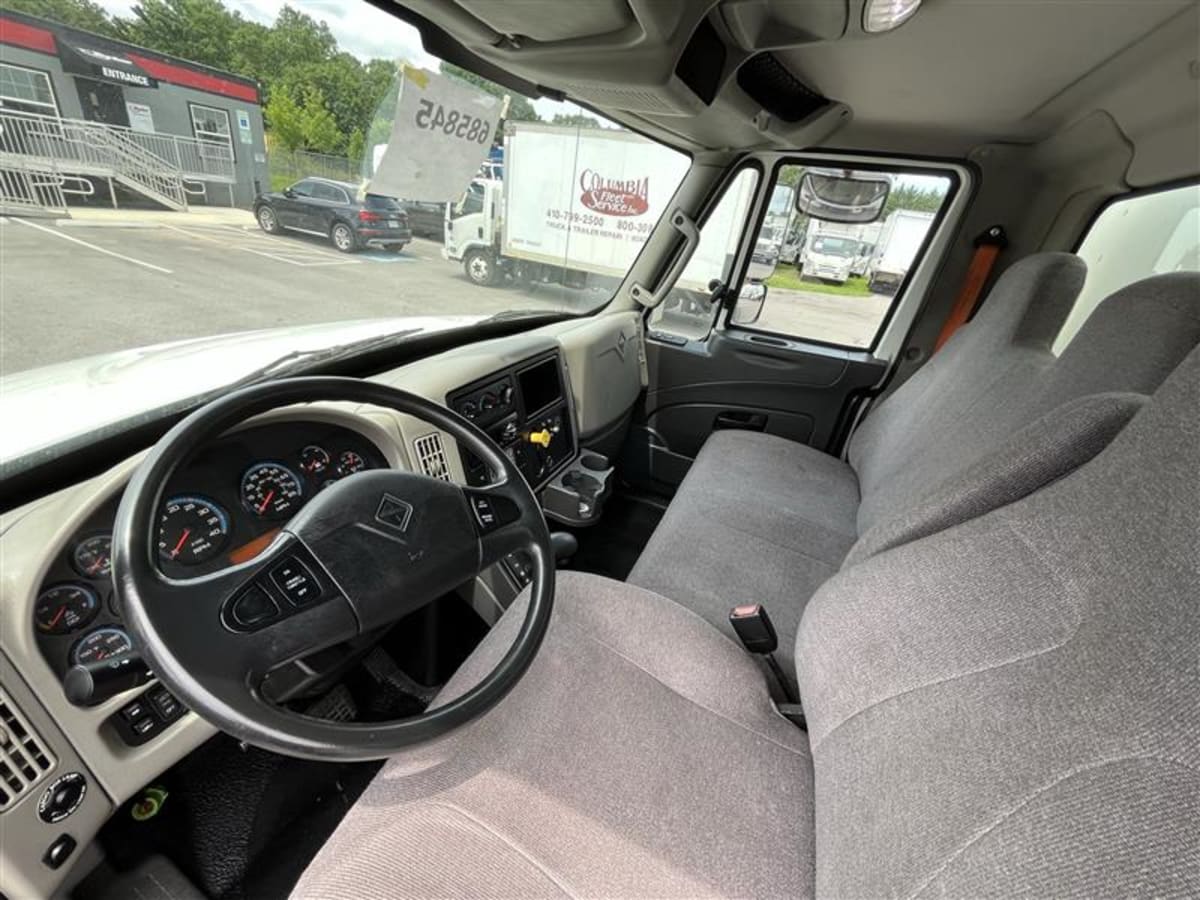 2018 Navistar International 4300 685845