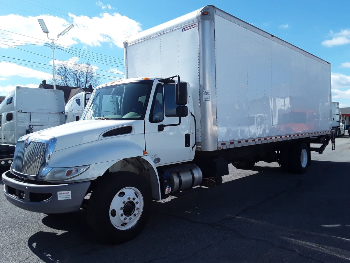 2018 Navistar International 4300 686233