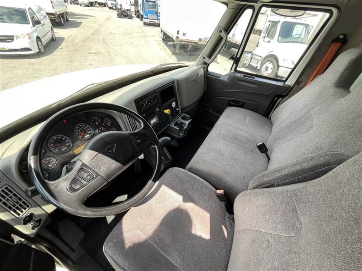 2018 Navistar International 4300 686242