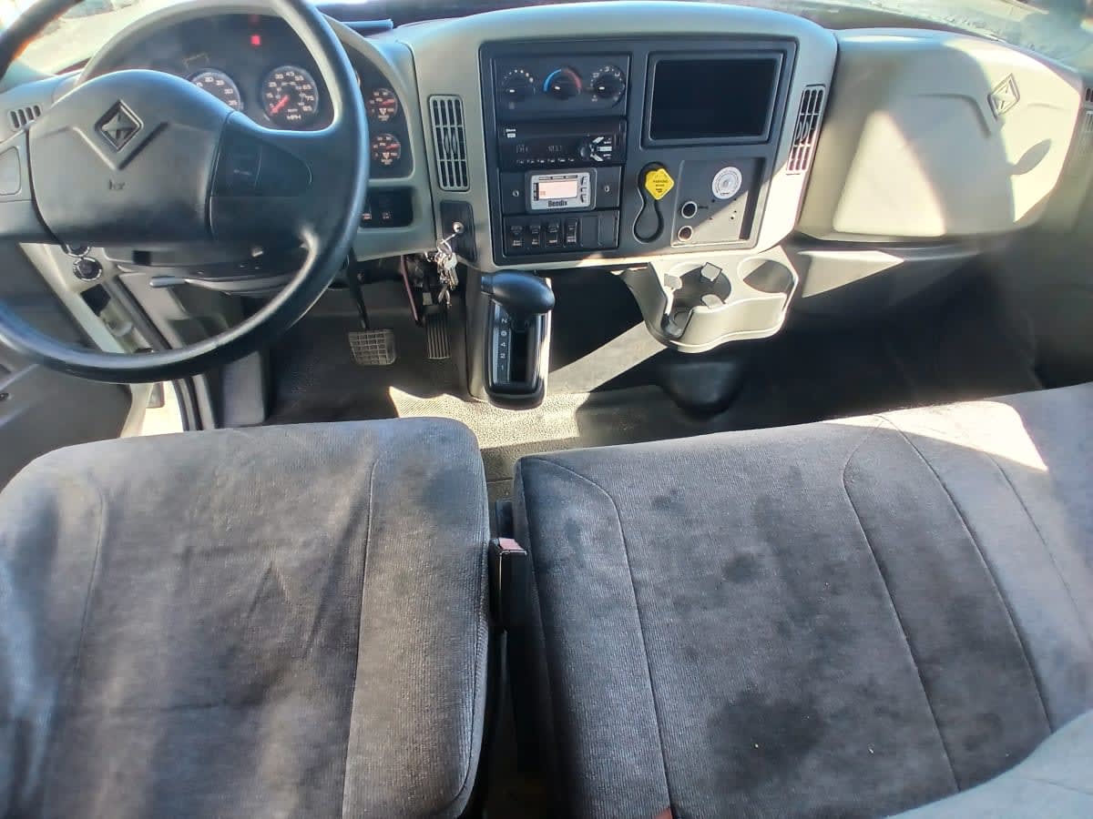 2018 Navistar International 4300 686257