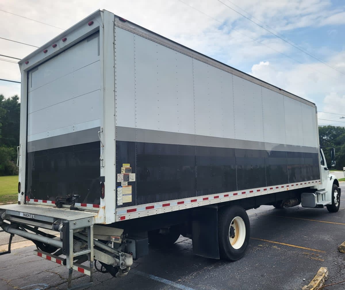 2018 Freightliner M2 106 in Jacksonville, FL — photo 4