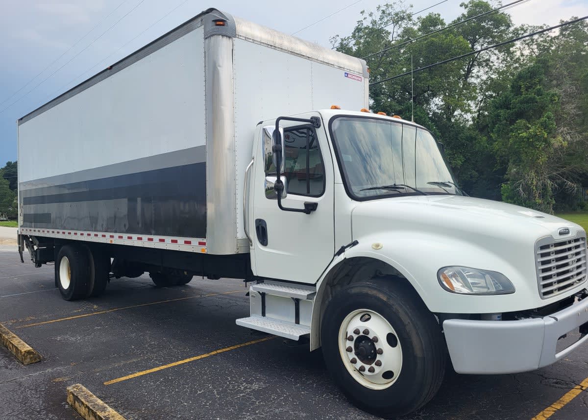 2018 Freightliner M2 106 in Jacksonville, FL — photo 7