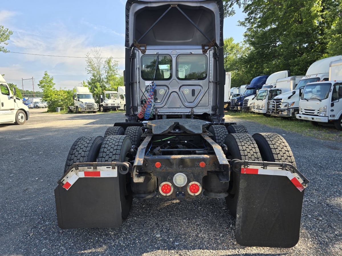 2018 Freightliner/Mercedes CASCADIA 125 686279